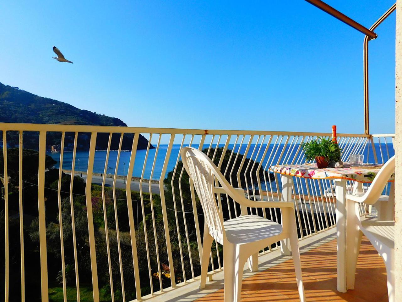 Spazioso Appartamento Vista Mare, เลวานโต ภายนอก รูปภาพ
