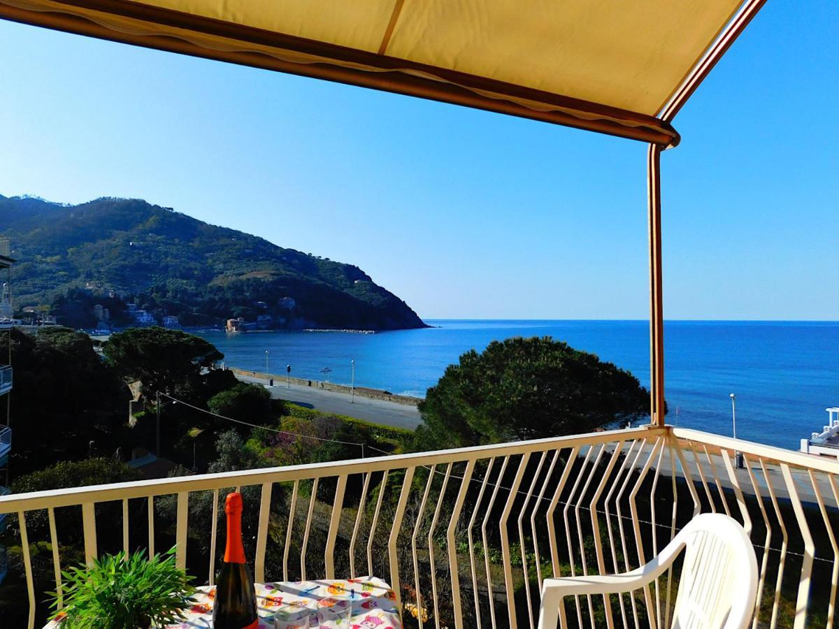 Spazioso Appartamento Vista Mare, เลวานโต ภายนอก รูปภาพ